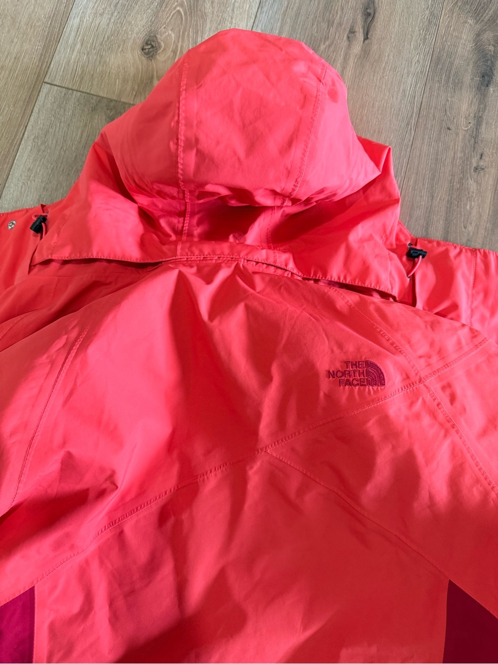 North Face 2-in-1 Jacket Women’s L Coral Zip-In Layer - Picture 9 of 10